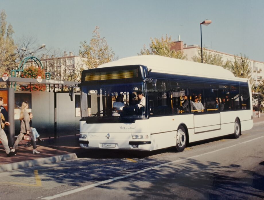 Százéves fennállását ünnepli az Iveco Bus annonay-i gyára 5 1997 Agora.jpeg