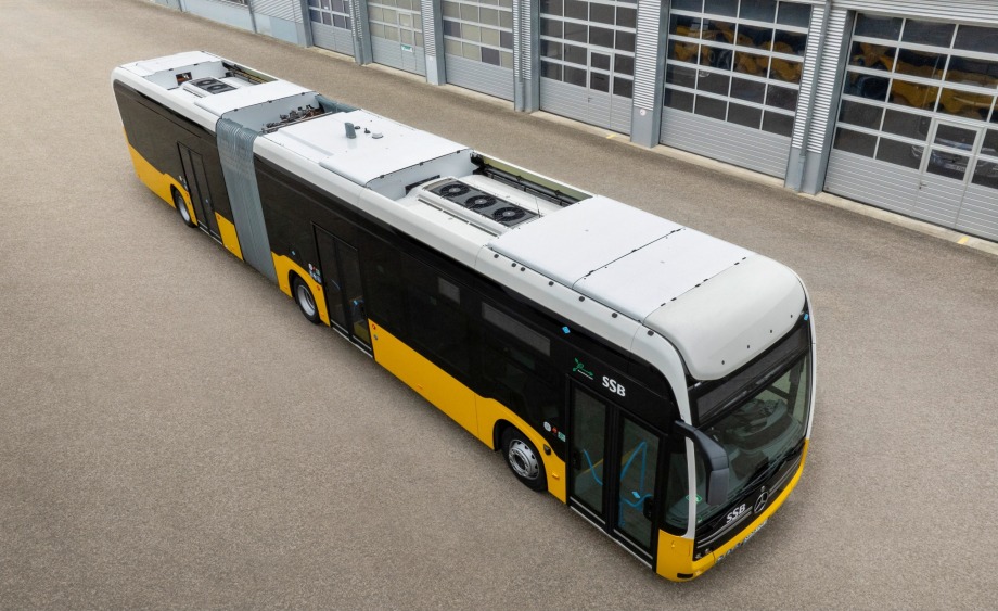 Hidrogén hatótávnövelős eCitaro G fuel cell buszokkal indul újra Stuttgart villanybusz-programja 9 24DT232 001