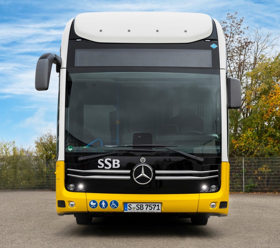 Hidrogén hatótávnövelős eCitaro G fuel cell buszokkal indul újra Stuttgart villanybusz-programja 6 24DT232 007 1