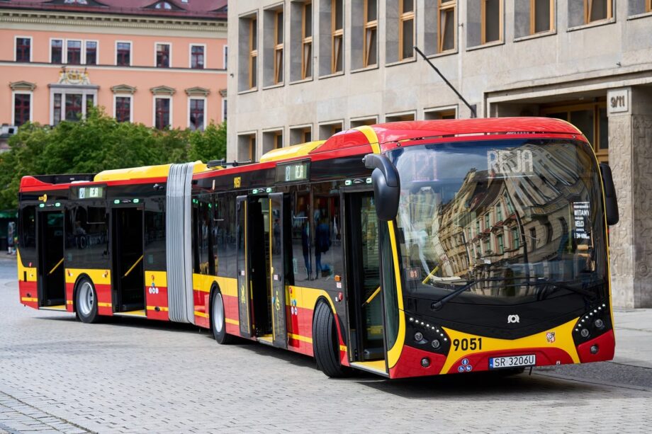 Klosok Autobus SOR Prezentacja Rynek OP 28