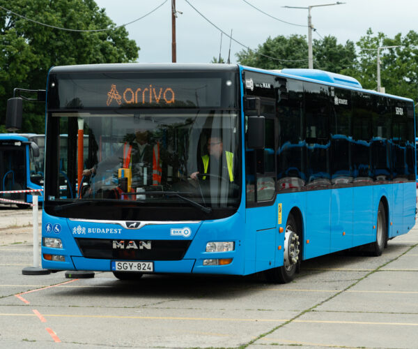 Második alkalommal rendezték meg az ArrivaBus járművezetőinek ügyességi versenyét