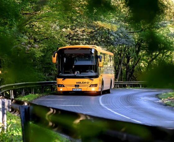 ÉKM: folyamatban van három vármegyében a helyközi buszjáratok kiszervezésének előkészítése