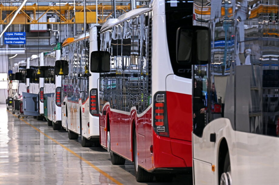 visite de la ligne de production l entreprise daimler buses a ligny en barrois photo cedric jacquot 1747672014 1