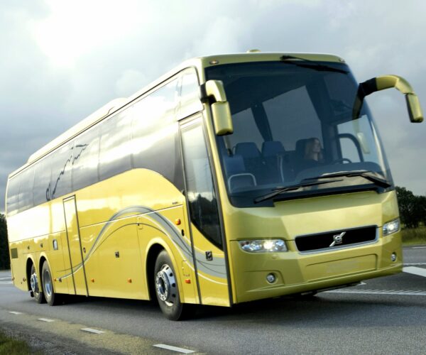 A finn Carrus műhelyétől a mexikói gyártósorig – a Volvo 9700 európai változatának története