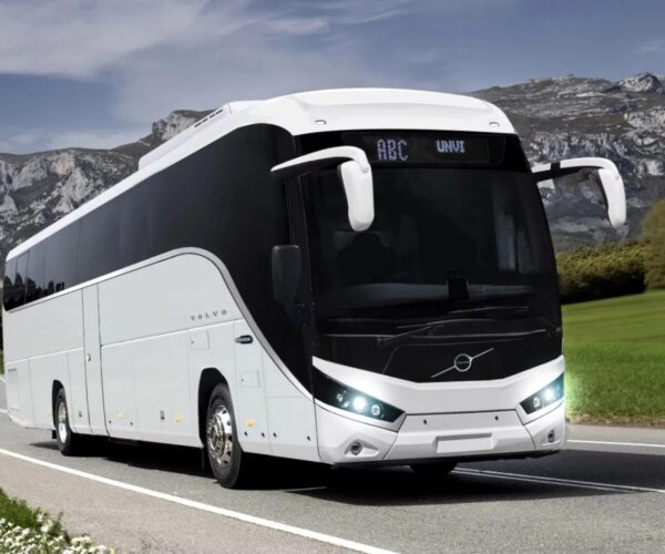 Átrendeződés a Volvo Buses brit kínálatában: az UNVI lép a Sunsundegui helyére
