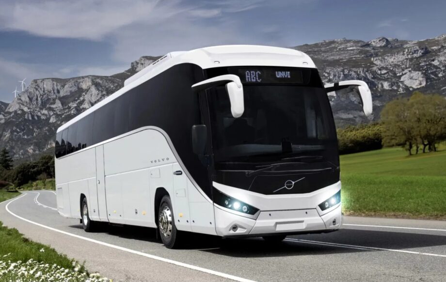 067 01 Volvo UNVI 1920x1175 1