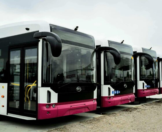 Háromszorosára bővíti komáromi buszgyárát a BYD