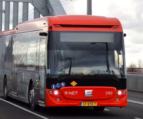 Vezetőváltás és elnapolt közgyűlés – újabb válságtünetek az Ebuscónál