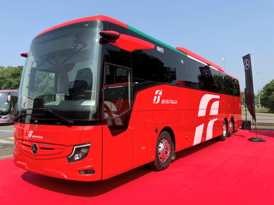 A Trenitalia közúti leányvállalata 111 Mercedes-Benz és Setra autóbuszt szerez be vasútpótló és interregionális feladatokra 1 Busitalia Daimler Buses scaled 2