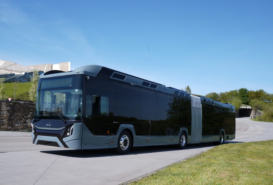 Már zajlanak a Castrosua NELEC sorozat BYD alvázas csuklós verziójának közúti próbafutásai