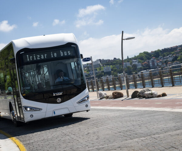 Újabb svájci villanybusz-megrendelést kapott az Irizar