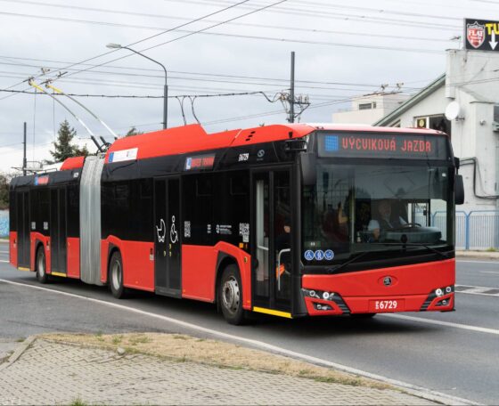 Véget ér a szigetüzem: összekapcsolják a 33-as trolibuszvonalat Pozsony fő hálózatával