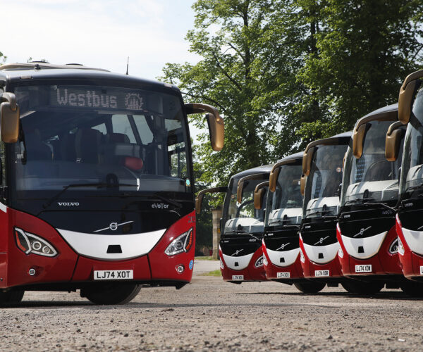 Jól fogy a brit és az ír piacon a Volvo B8R alvázas MCV eVoTor