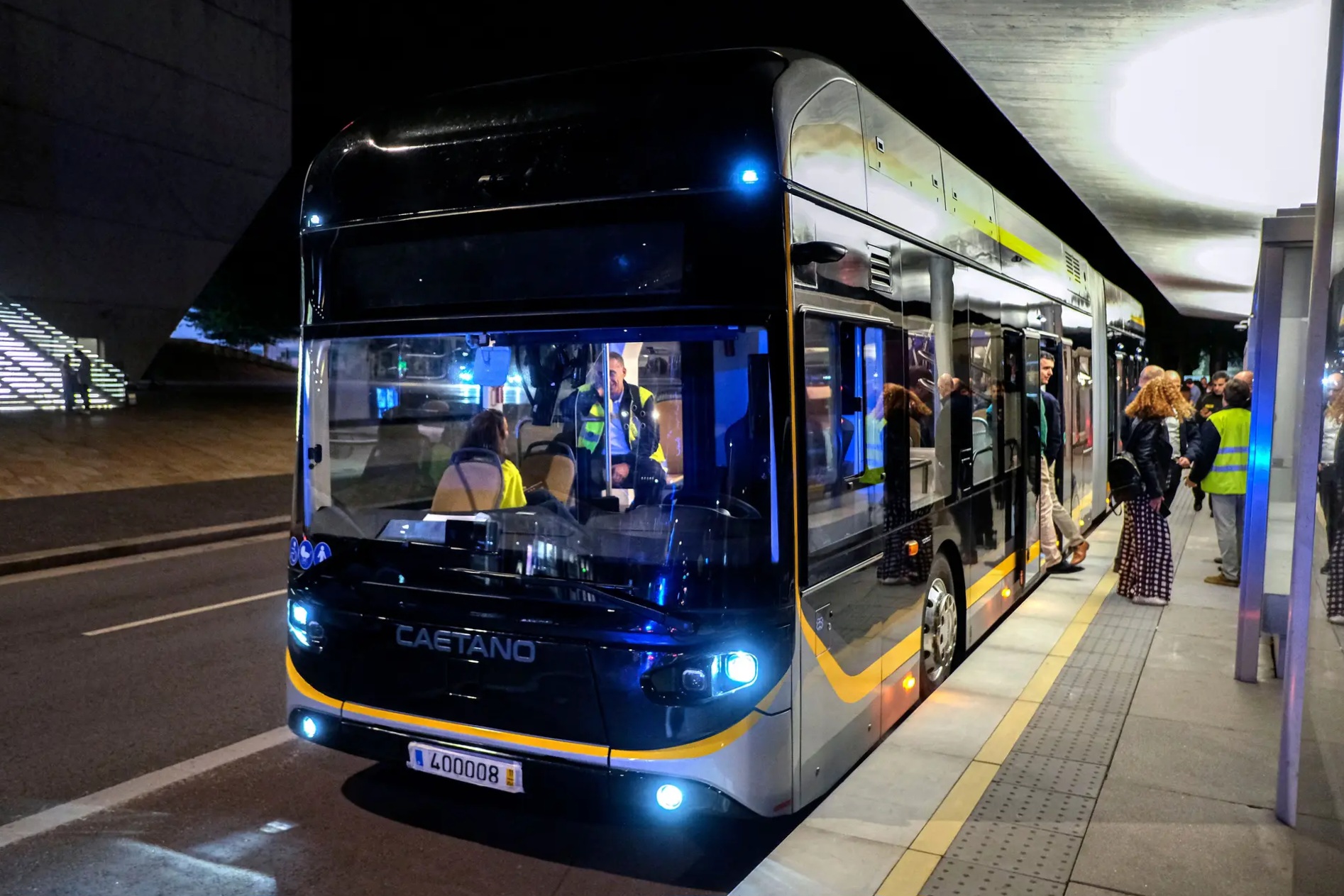 Megérkezett a portói BRT-hálózat első csuklós CaetanoBus hidrogénbusza