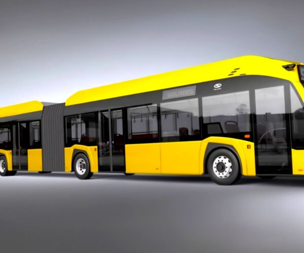 Politikai döntések a sínek rovására: Berlin villamos helyett XXL-villanybuszokban gondolkodik?