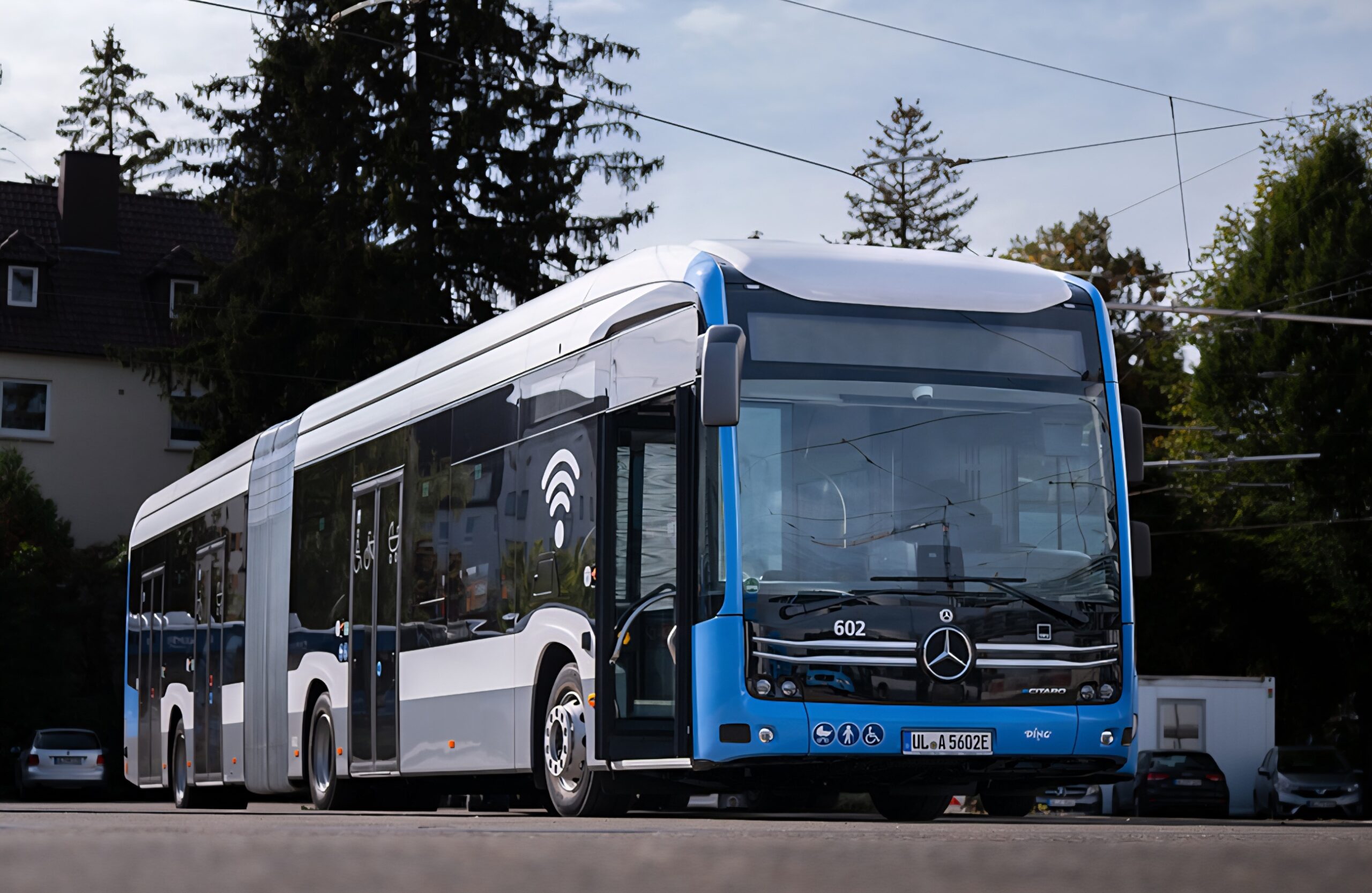 Ulm és Neu-Ulm közlekedési szolgáltatója újabb 37 darab Mercedes-Benz eCitarót vásárol 8 491420247 1160888216052537 4019307349745975696 n 1 scaled