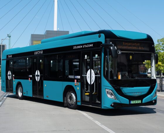 Új villanybuszok, új flottaszín Kaposváron
