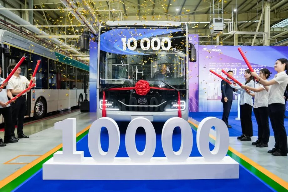 7d59ff042da779510775451102ce6aa5