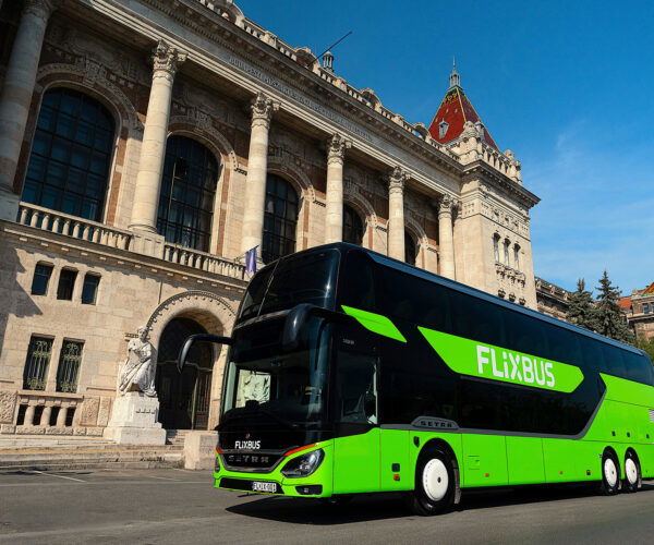 Járatbővítések a FlixBus magyarországi nyári menetrendjében