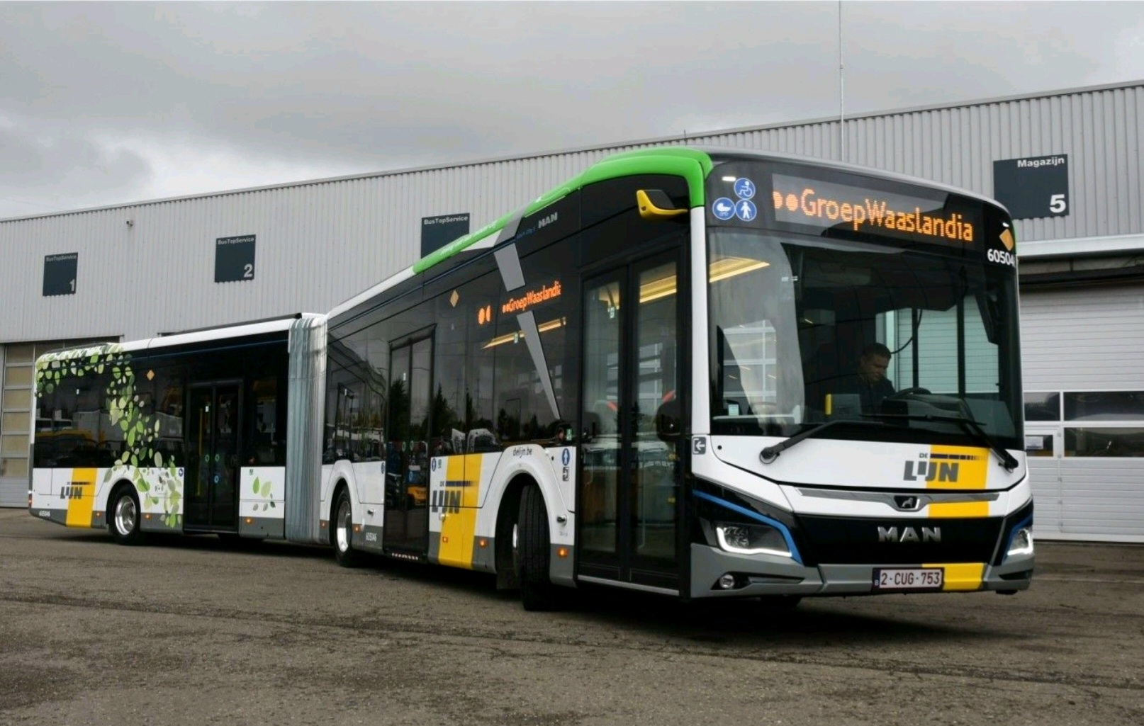 Július 1-jétől 588 új elektromos busz áll forgalomba a flamand közszolgáltató, a De Lijn hálózatán