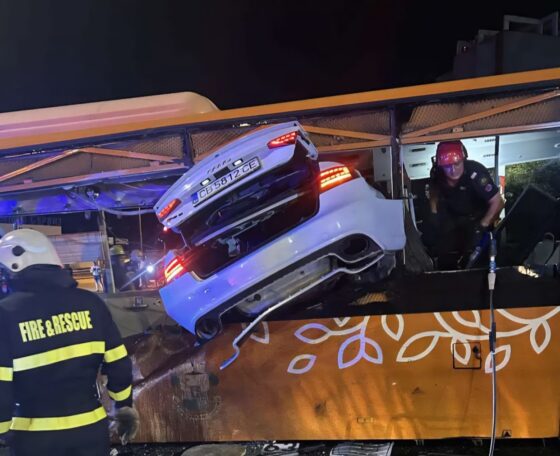 Halálos buszbaleset Szófiában: nagy sebességgel száguldó Audi ütközött éjszakai járattal