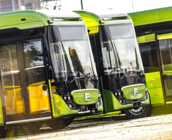 Ebusco: javuló eredmények, de tőkeinjekció nélkül csőd fenyegeti a céget