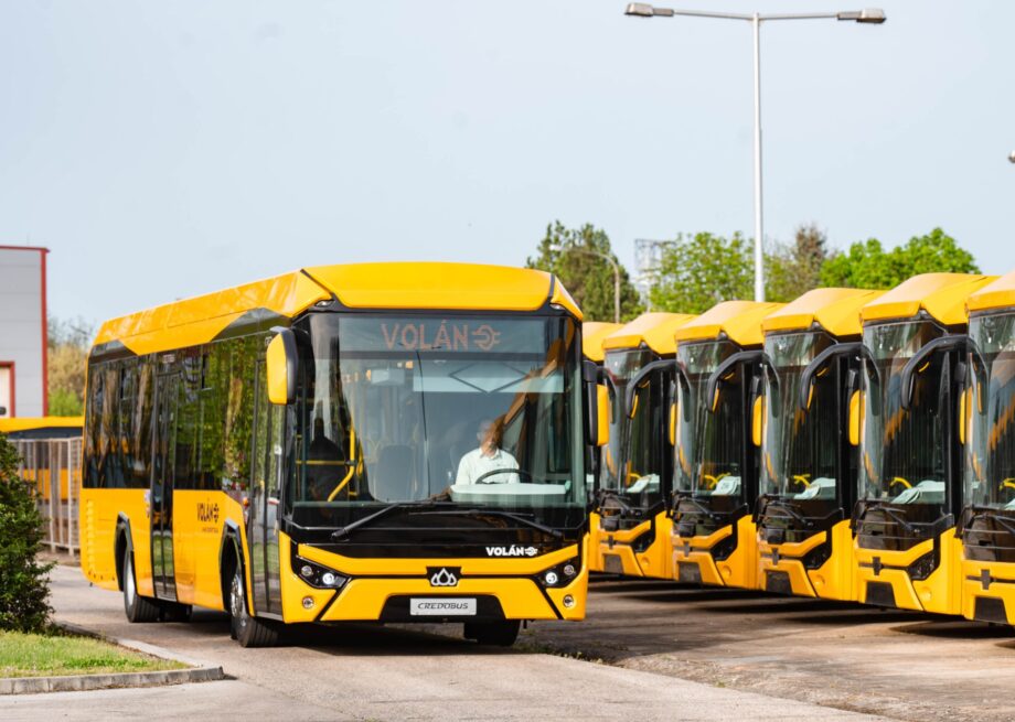 A Kravtex nyerte a Volán 869 darabos tenderét