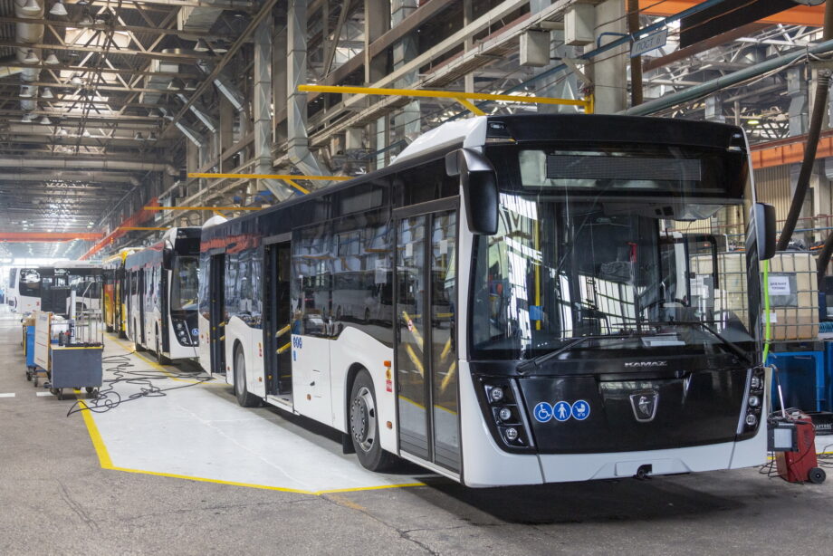 Földbe állt az orosz autóbuszpiac 2025 első felében