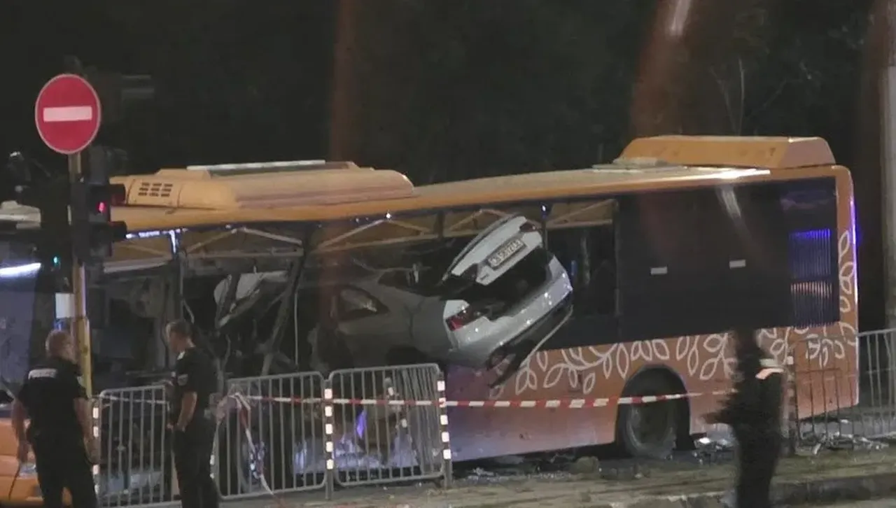Halálos buszbaleset Szófiában: nagy sebességgel száguldó Audi ütközött éjszakai járattal 4 e42b8190 d457 48b6 8f89 aed7d317ad98