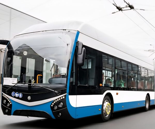 Meglepően magas áron jut csuklós Škoda trolibuszokhoz Chomutov