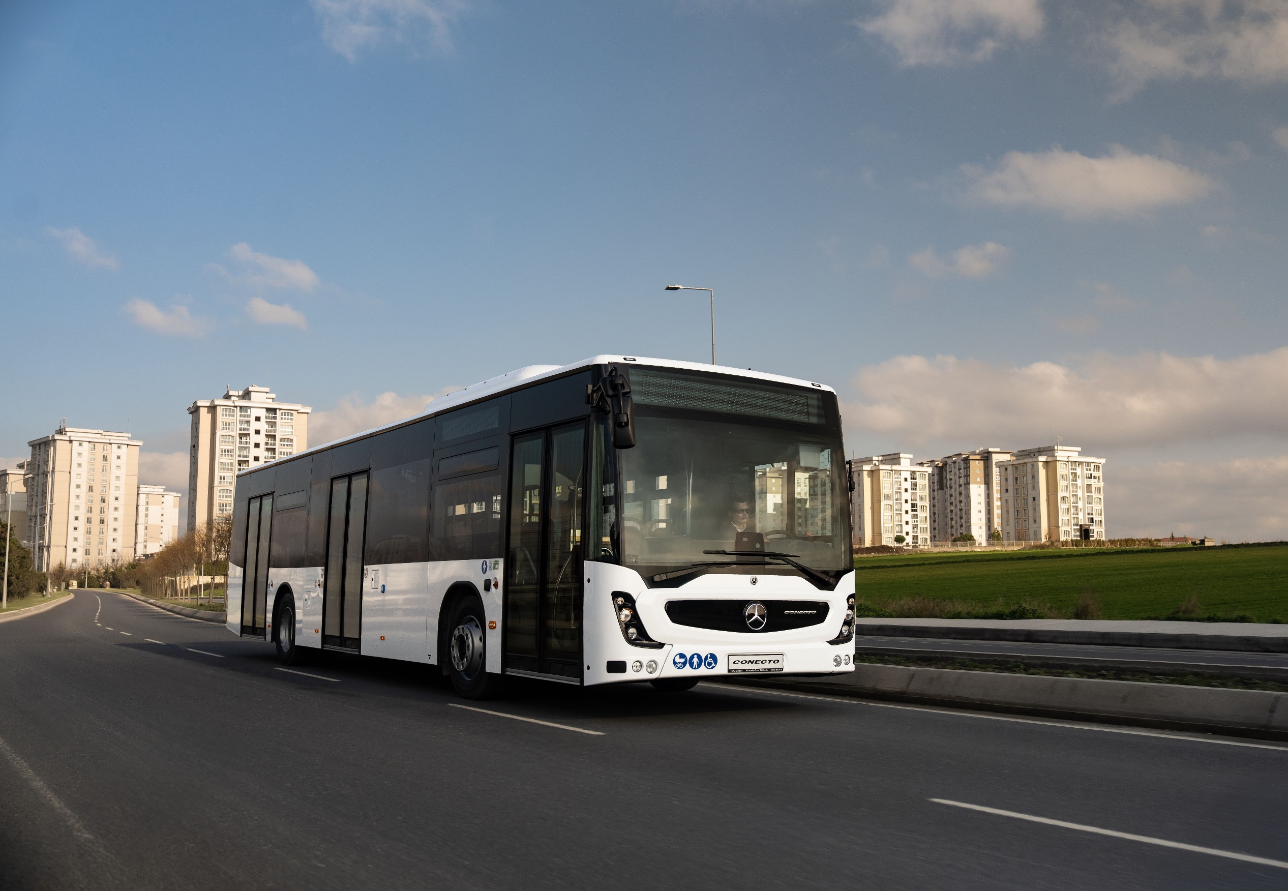 Az Otokar sakaryai üzemébe költözik a Mercedes-Benz Conecto gyártása 12 25DT211 003