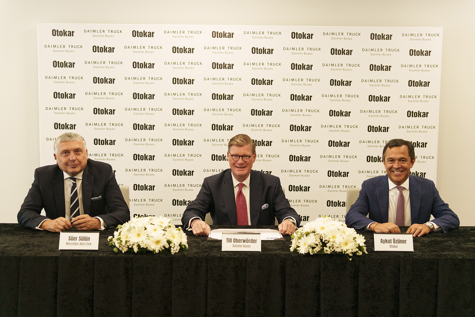 Az Otokar sakaryai üzemébe költözik a Mercedes-Benz Conecto gyártása 13 25DT211 005 cikkbe