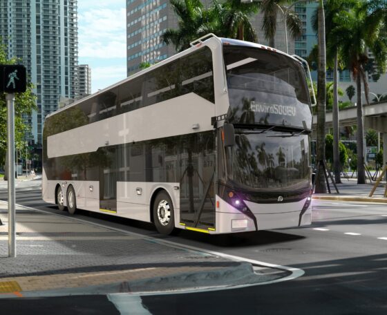 Helyben gyártott BMZ akkukkal érkezik az új Alexander Dennis Enviro500EV Észak-Amerikába