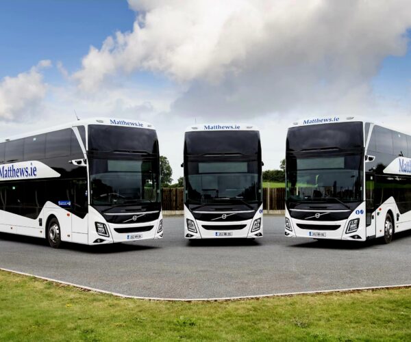 A Matthews Coach Hire állította forgalomba az első Volvo 9700 DD emeleteseket Írországban