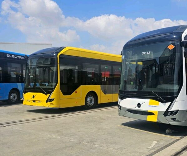 Új korszak a Volvo Buses európai elektromos buszgyártásában – átadták az MCV új kairói üzemét