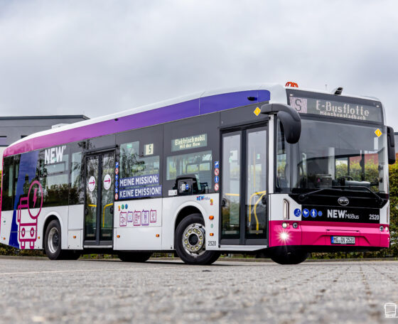 Forgalomba álltak a német NEW mobil komáromi gyártású BYD eBus B12.b villanybuszai