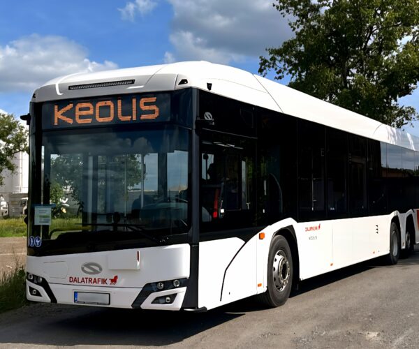 A Keolis 27 nagy hatótávú Solaris Urbino 15 LE villanybuszt állít forgalomba Svédországban