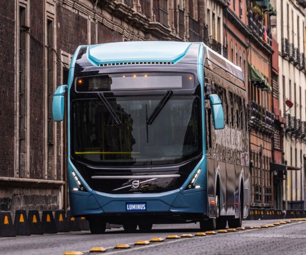 Ötvenhárom BZR- és BZL-alvázas Volvóval bővül Guadalajara elektromos buszflottája
