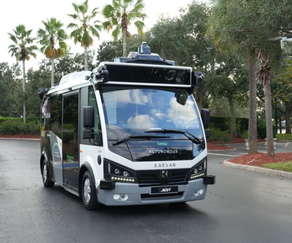 Megkapta első amerikai megrendelését a Karsan önvezető minibusza, az Autonomous e-JEST