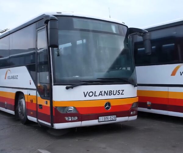 Mercedes-Benz Intourók mennek, Credobus Econellek jönnek