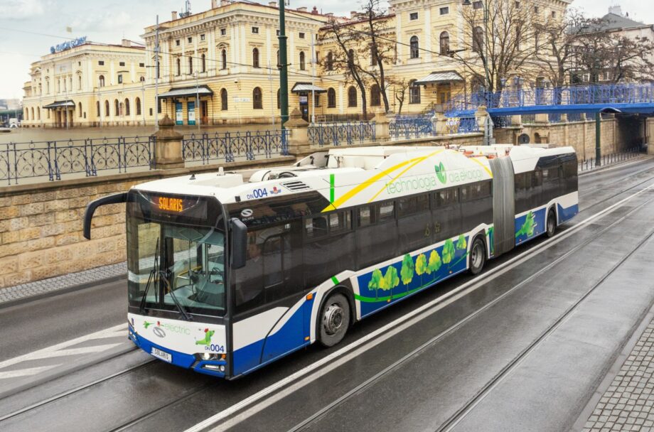 A Solaris átfogó műszaki korszerűsítési programot indított a régebbi generációs elektromos Urbinóihoz