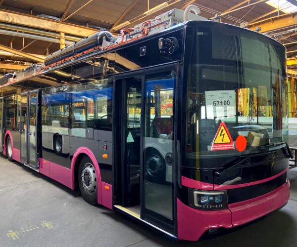 A Van Hool csődjével végül kukába kerültek Dijon hidrogénbuszos tervei is