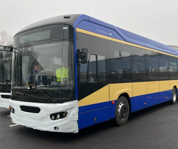 Megérkeztek Nagyszombat első Iveco Streetway ELEC villanybuszai