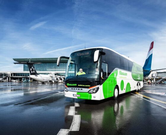 A Flibco felvásárlásával erősíti pozícióját a repülőtéri transzferjáratok piacán a Flix