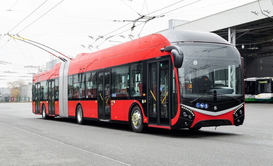 Ústí nad Labem lehívta az első tíz Škoda 33Tr csuklós trolibuszt a 30 darabos keretből