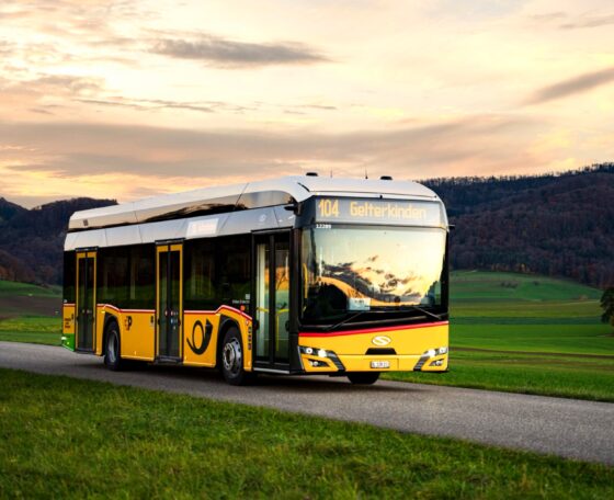 A svájci PostAuto 115 Solaris villanybuszra kötött keretszerződést, az első 33-at már le is hívta