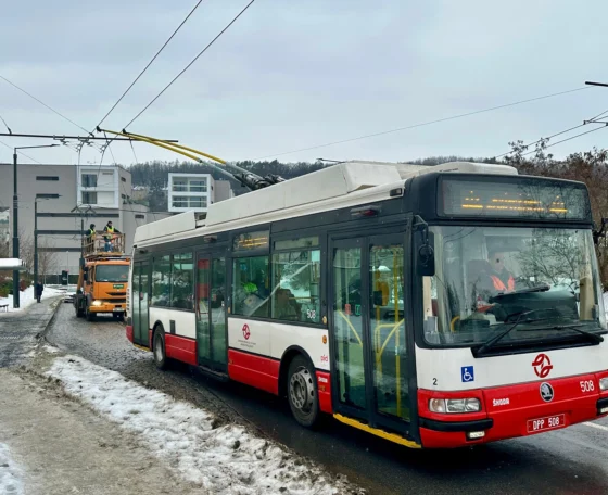 Közel hat évtized után visszatérnek a trolibuszok a prágai 52-es vonalra