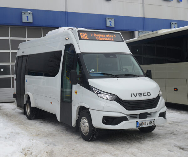 Iveco Daily alapú városi minibuszt tesztel Szigetszentmiklóson a MÁV-csoport