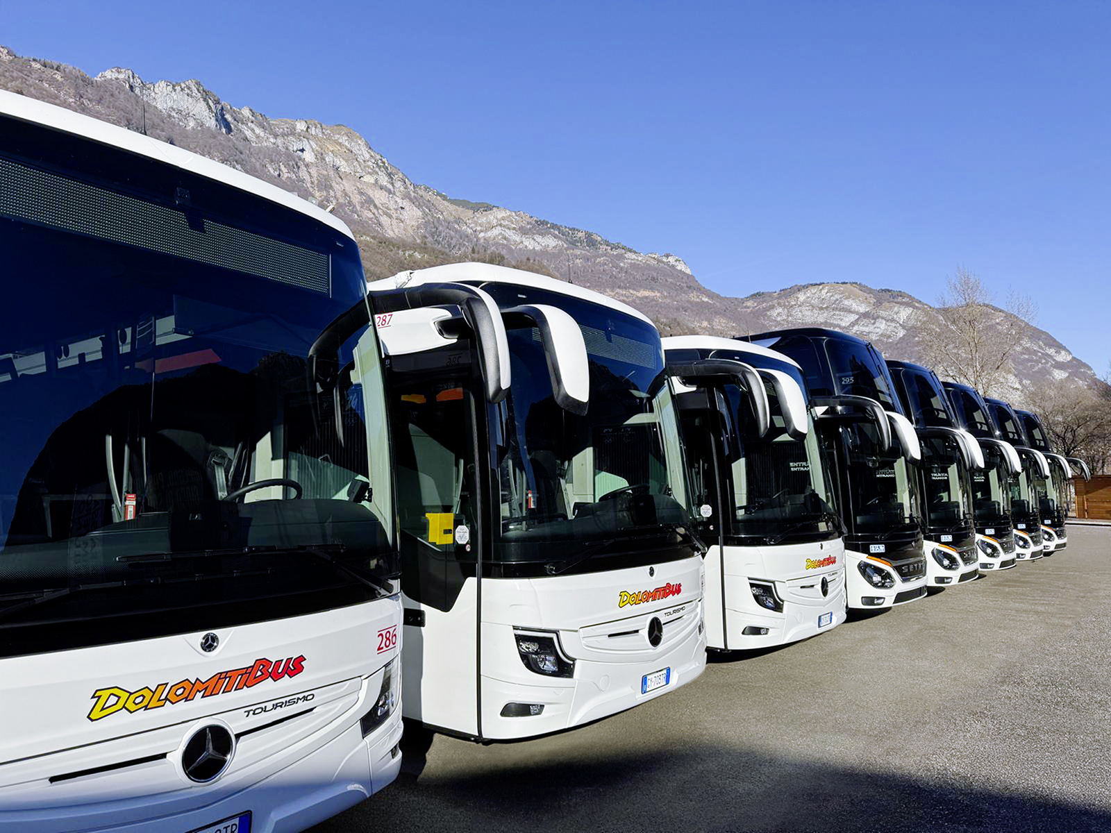 Vadonatúj Mercedes-Benz és Setra autóbuszokkal készül a téli olimpiára a Dolomiti Bus 2 26DT016 002 cikkbe