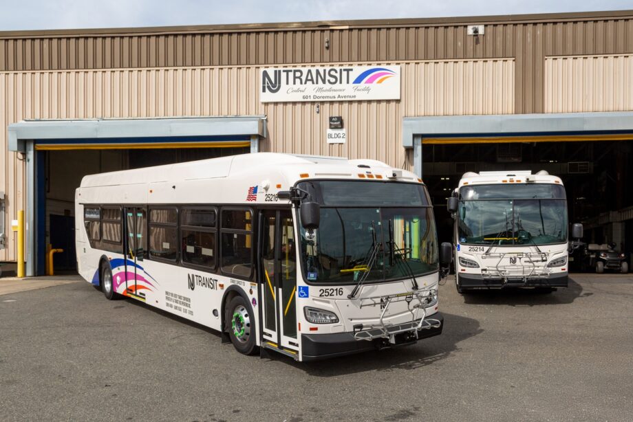 Újabb 375 darab New Flyer Xcelsiort rendelt New Jersey közlekedési társasága